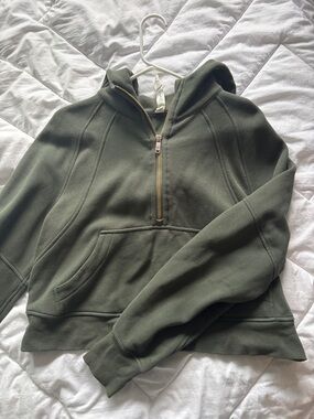lululemon athletica Olive Green Half-Zip Hoodie with Gold Detailing Zipper XS/S